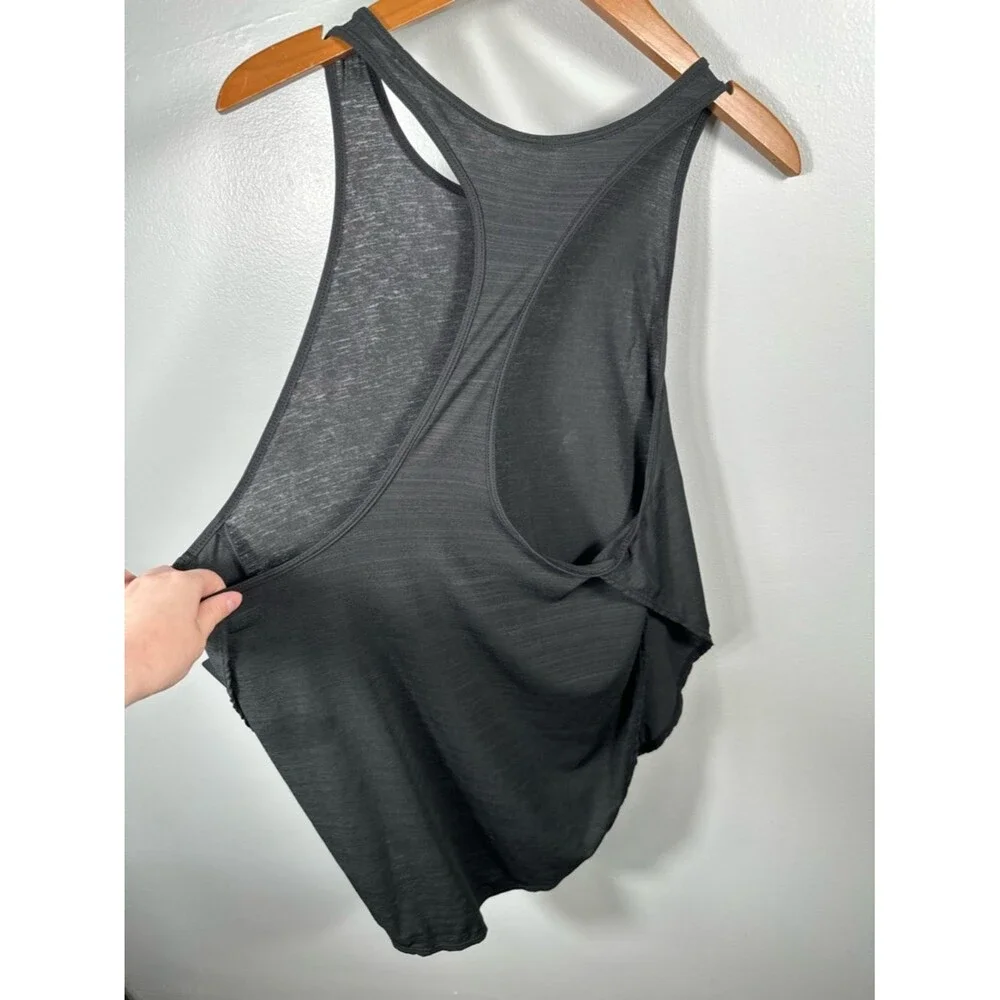 DYI Define Your Inspiration Lightweight Black Tank Top NWT Size Medium Workout